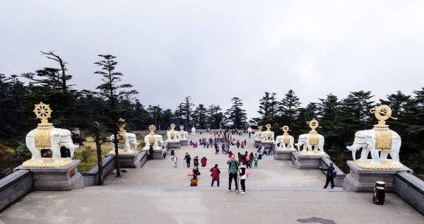 mount-emei-china-buddha-12